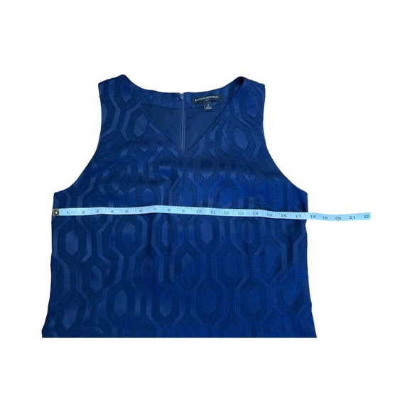 Banana Republic Sleeveless Diamond Jacquard Shift Dress Deep Sea Blue - Size 4 - Picture 9 of 11